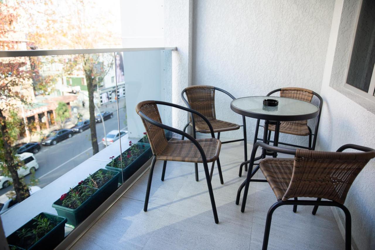 Libereco Aparthotel Batumi Eksteriør billede